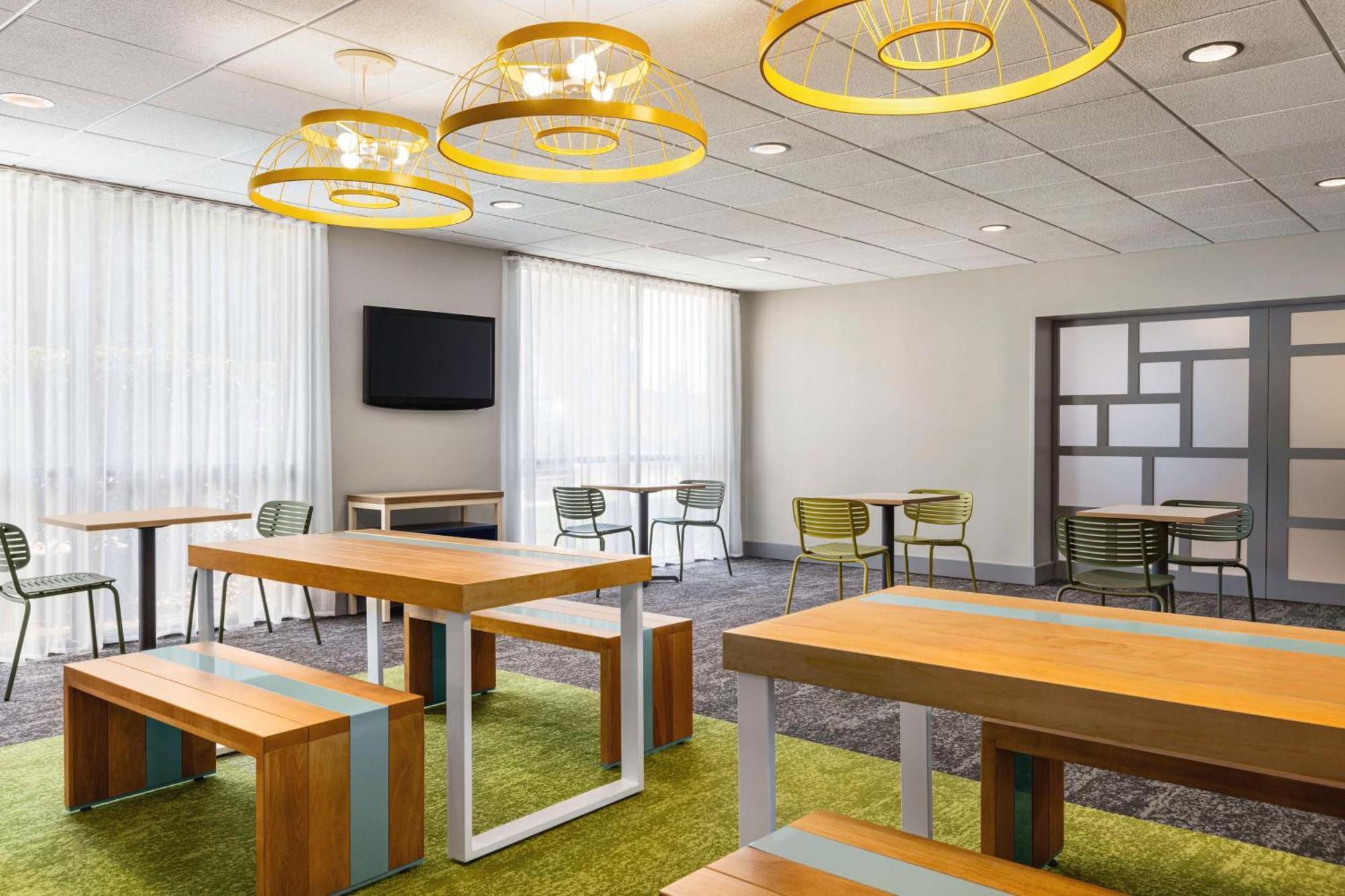 Spark By Hilton Germantown Washington Dc North المظهر الخارجي الصورة